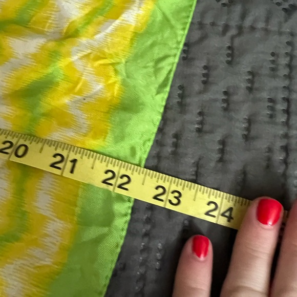 Green and yellow Tie Dye scarf or wild rag - Picture 5 of 6